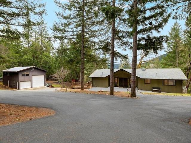 House for sale in Oregonia