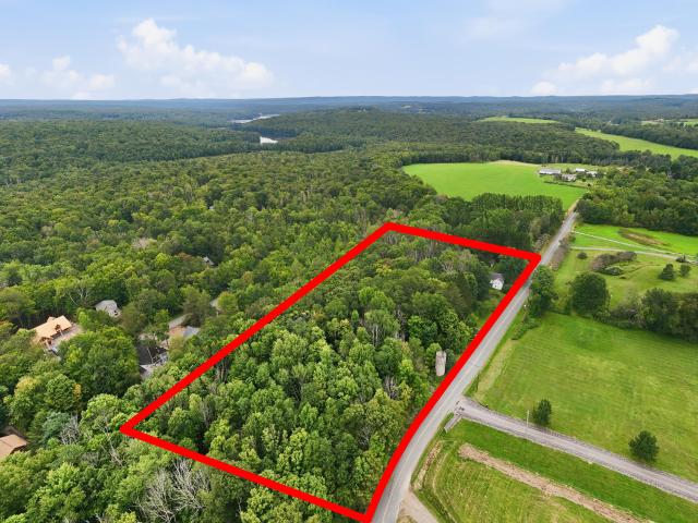 House for sale in Lake Ariel, Pennsylvania