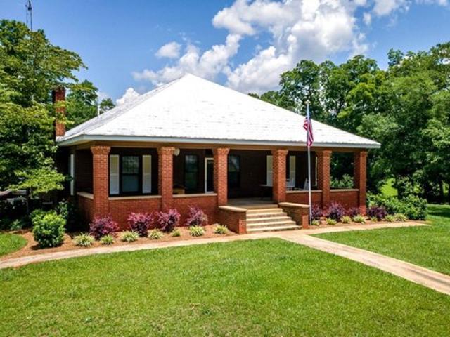 House for sale in Lineville, Alabama