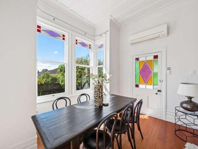 House for sale in One Tree Hill