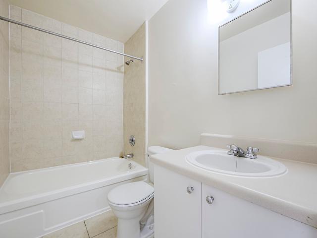 Apartment for rent in Woburn, Ontario