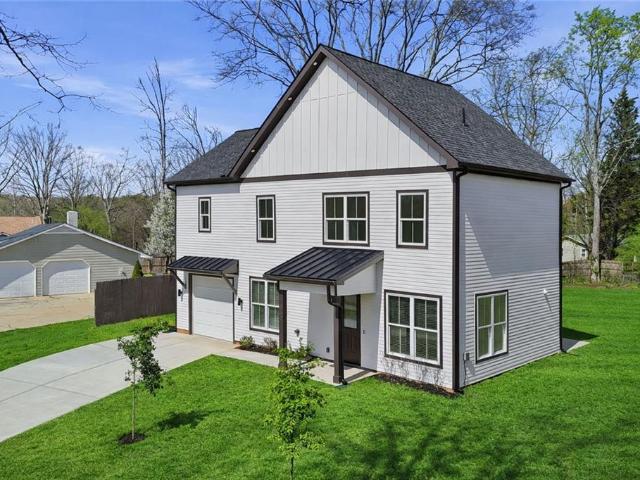 House for sale in Alpharetta, Forsyth County