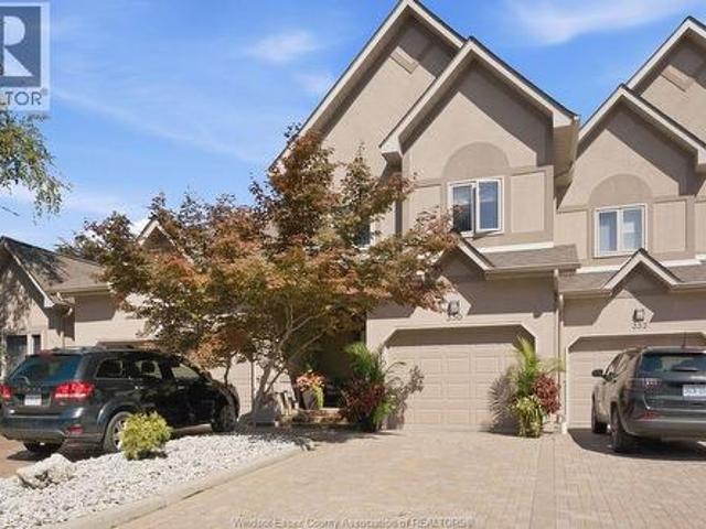Townhouse for sale in Oldcastle, Ontario
