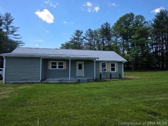 House for sale in Pekin, Indiana