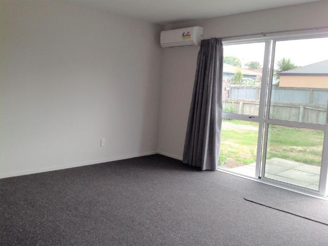 Room for rent in Heathcote, Canterbury