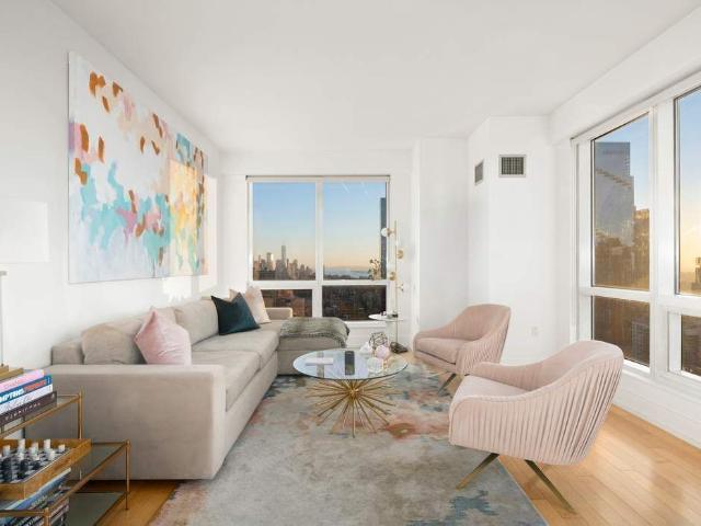 Condo for sale in Arverne, New York