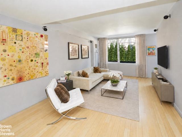 Condo for sale in Arverne, New York
