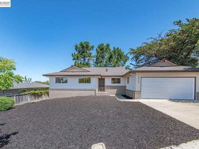 House for sale in Hayward, California