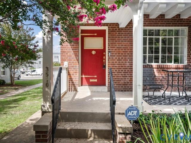 Townhouse for sale in Virginia