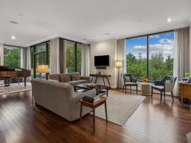 Condo for sale in Dallas Condo for sale in Dallas