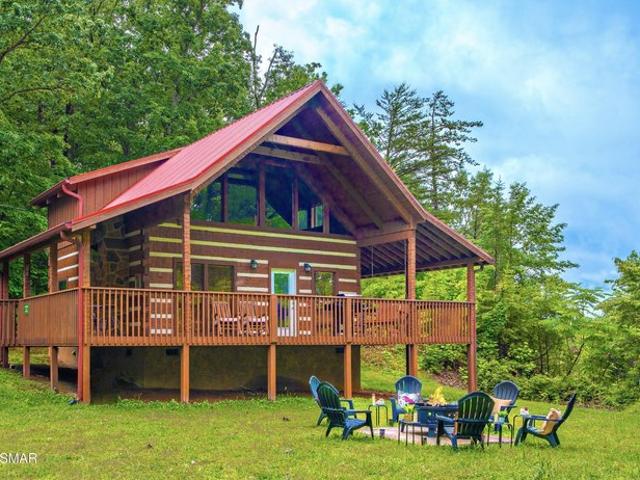 House for sale in Pigeon Forge, East Tennessee