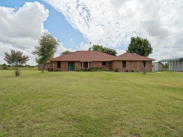 House for sale in Hunt, Texas