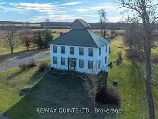 House for sale in Central Ontario, Ontario