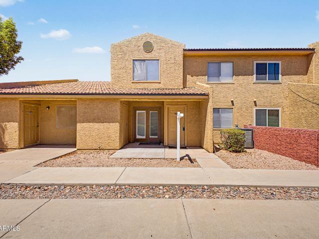 Townhouse for sale in Laveen, Arizona