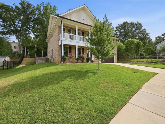 House for sale in Pfafftown, North Carolina