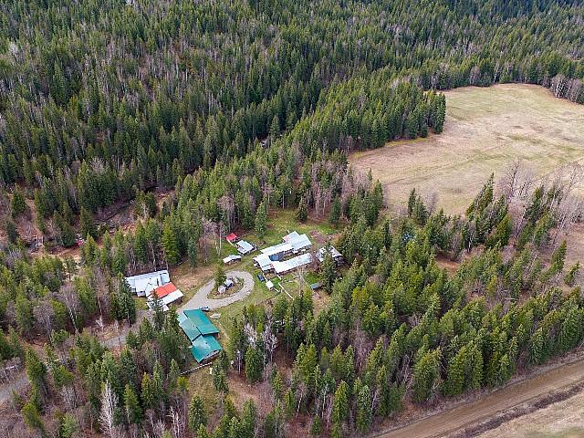 House for sale in Louis Creek, British Columbia