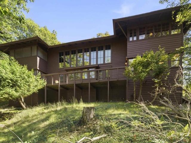 House for sale in Beulah, Michigan