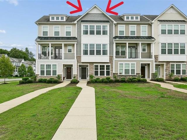 Townhouse for sale in Virginia