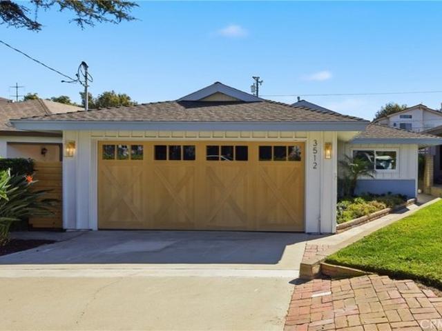 House for sale in Tree Section, Manhattan Beach