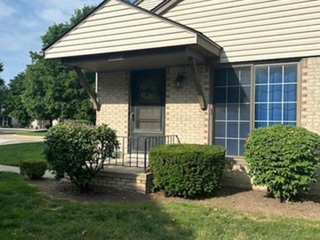 Condo for sale in Harrison Township, Michigan
