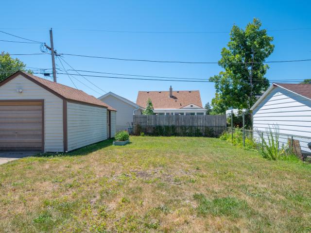 House for sale in Greenfield Park, Wisconsin