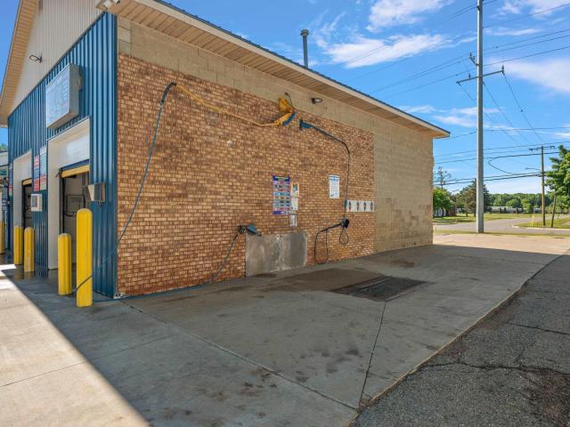 Commercial for sale in Richmond, Michigan