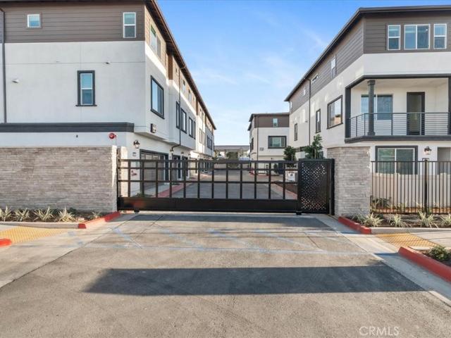 Townhouse for sale in Riverside, California