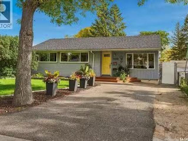 House for sale in Lakeview South, Regina