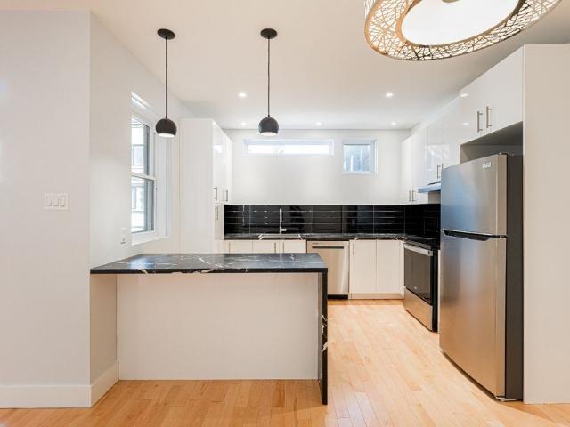 Apartment for rent in Côte-des-Neiges–Notre-Dame-de-Grâce, Montréal