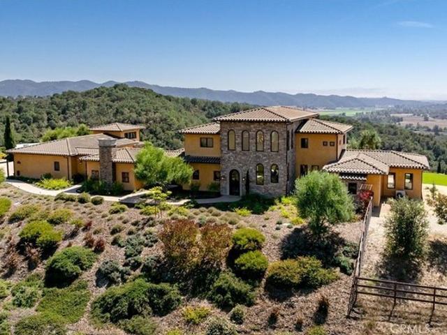 House for sale in Arroyo Grande, California