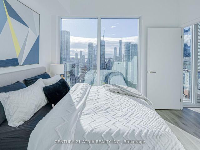 Condo for sale in Toronto Centre, Toronto