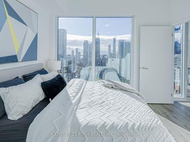 Condo for sale in Toronto, Golden Horseshoe