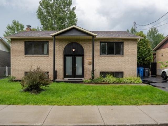 House for sale in Longueuil, Quebec