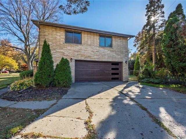 House for sale in Harrison Township, Michigan