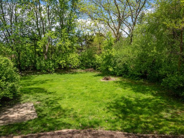 House for sale in Mchenry, Illinois