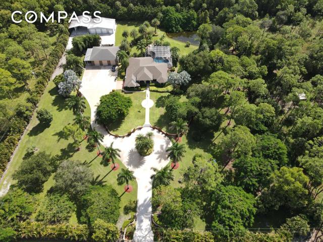 House for sale in Loxahatchee, Florida