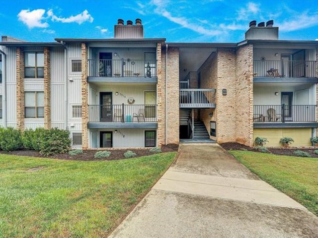 Condo for sale in Virginia