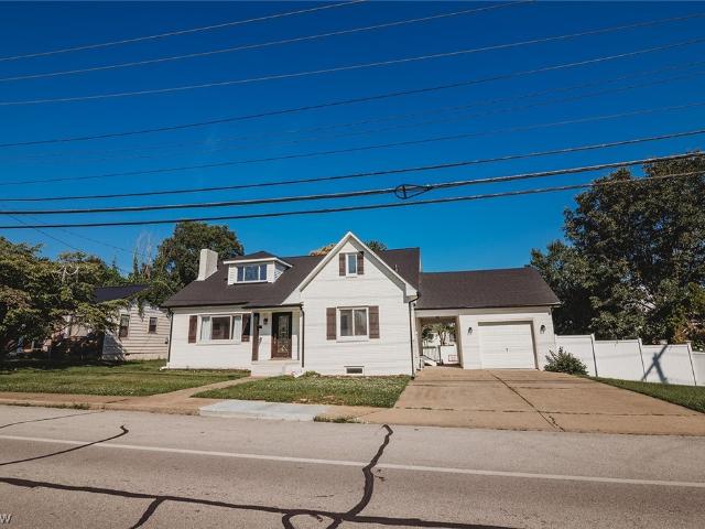 House for sale in Parkersburg, West Virginia