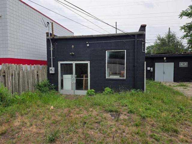 Commercial for sale in Warren, Michigan