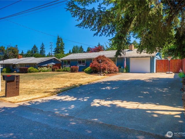 House for sale in University Place, Washington