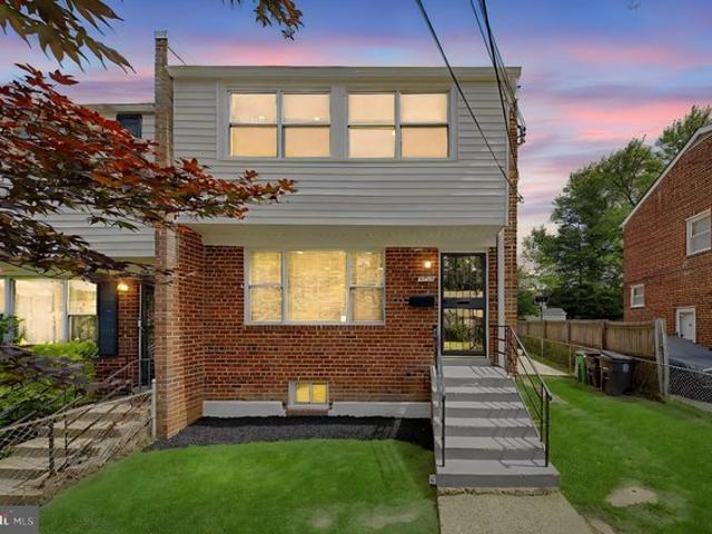 Townhouse for sale in Temple Hills, Maryland