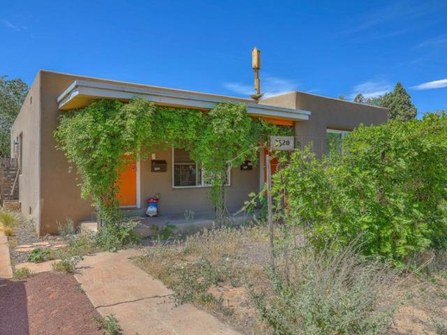 House for sale in New Mexico
