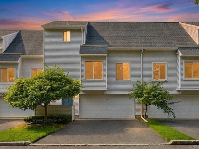 Condo for sale in Coram, Town of Brookhaven