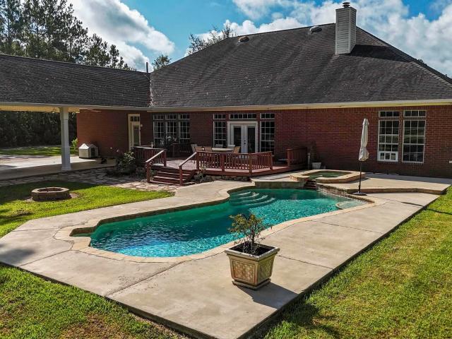 House for sale in Silsbee, Hardin County