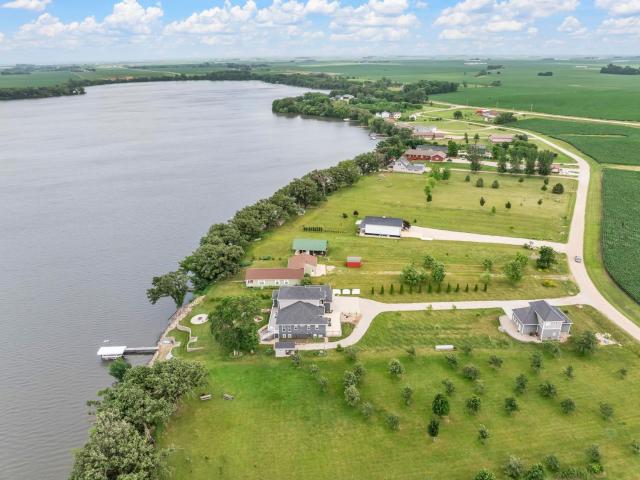 House for sale in Ayrshire, Iowa