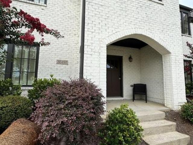 Townhouse for sale in Birmingham, Alabama