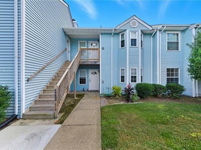 Townhouse for sale in Virginia