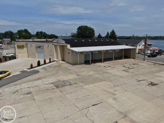 Commercial for sale in Fort Gratiot, Michigan