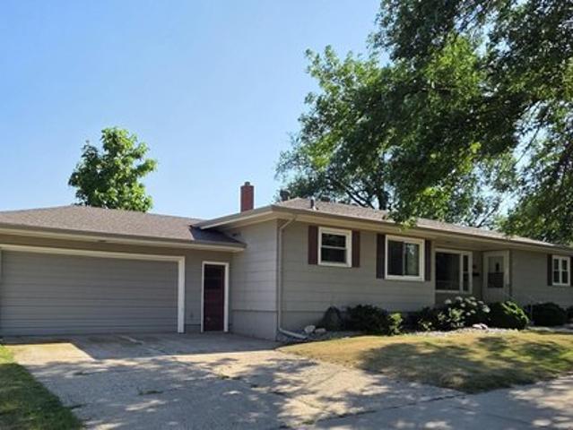 House for sale in Valley City, North Dakota