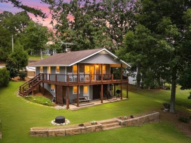 House for sale in Cross Hill, South Carolina